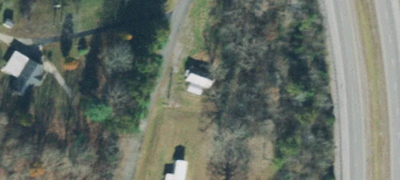 8953 Old Hwy 43