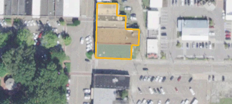 106 Main St