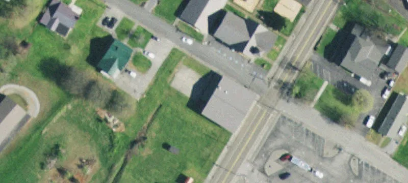 1729 Main St
