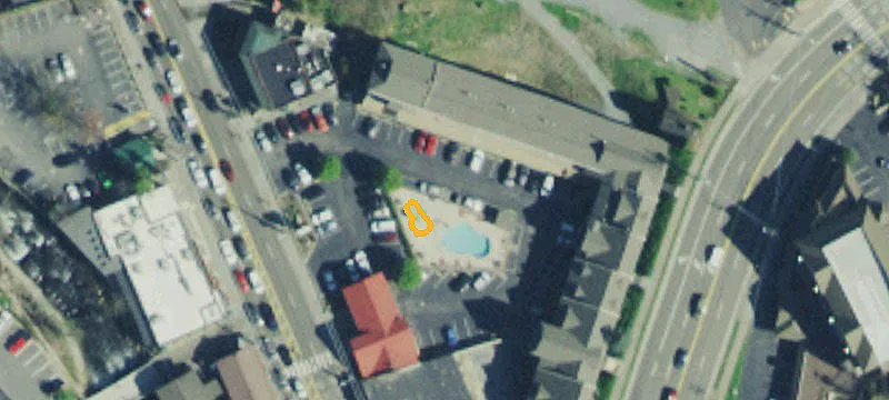440 Pkwy Parkway