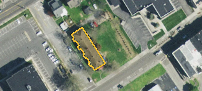 106 Hamilton Ave