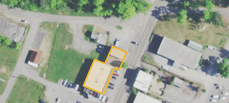 5711 Main St
