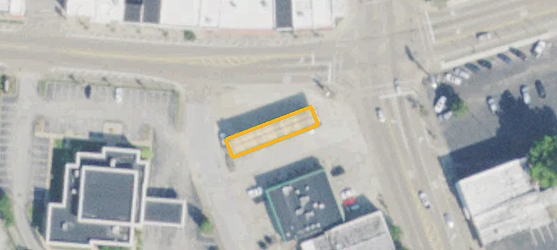 27 Main St