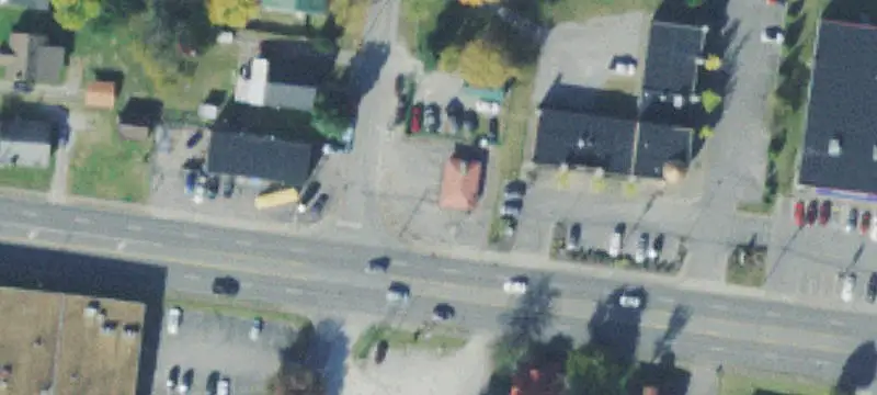 211 High St