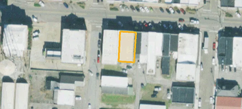 1304 Main St