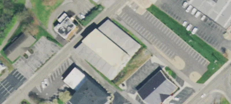 496 Ellis Ave