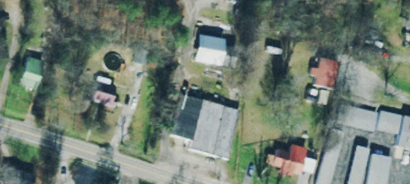 2111 Hwy 47th E