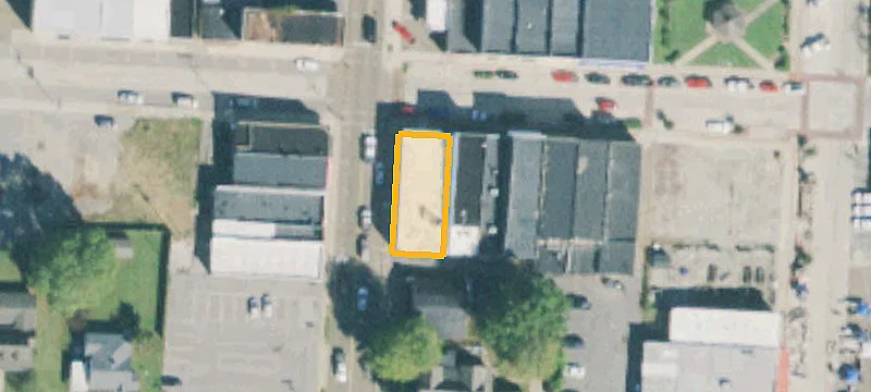 101 Main St