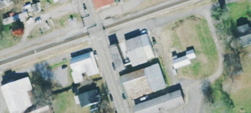 173 Railroad S St