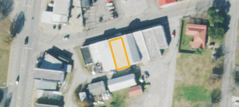 22 Swan Ave
