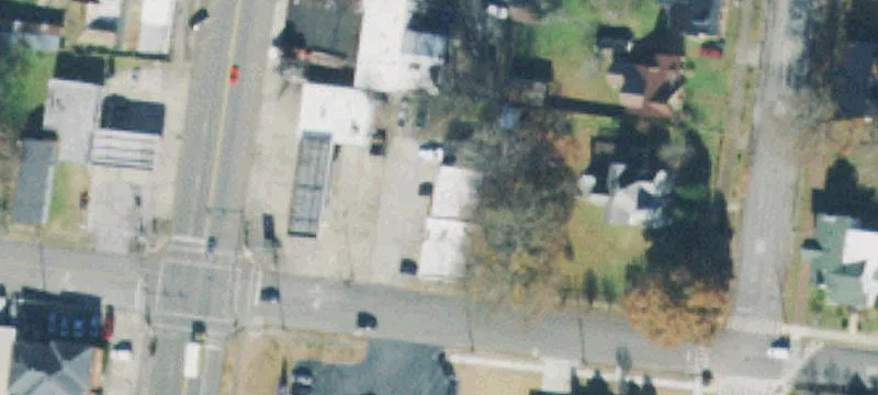102 Maple E St