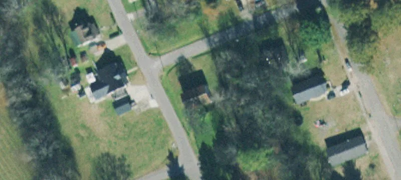 609 Gem St