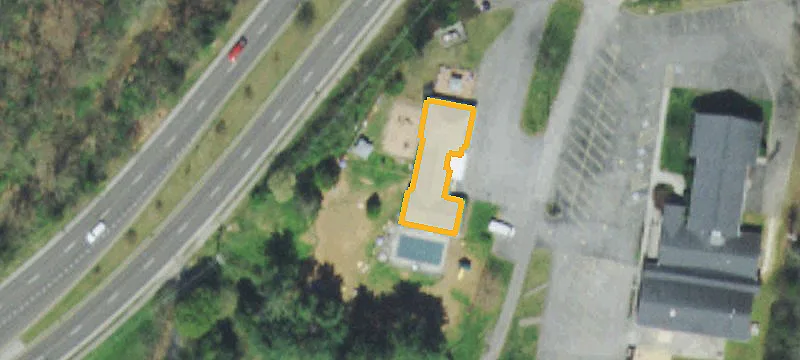 1526 Robinson Rd