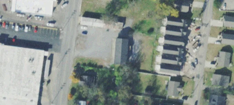 317 College St