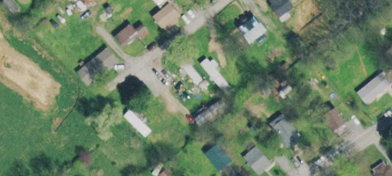 321 Rockford Cedar St