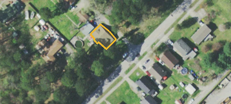 450 Chamberlain Ave
