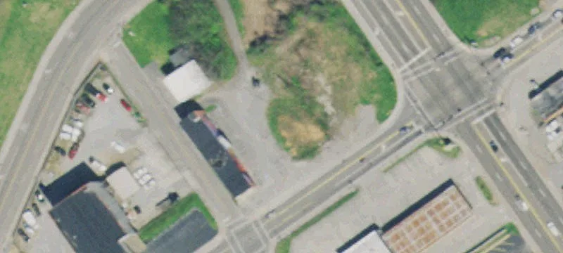 609 Broadway Ave