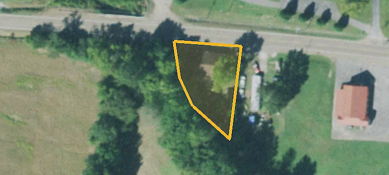 5829 Hwy 104th E
