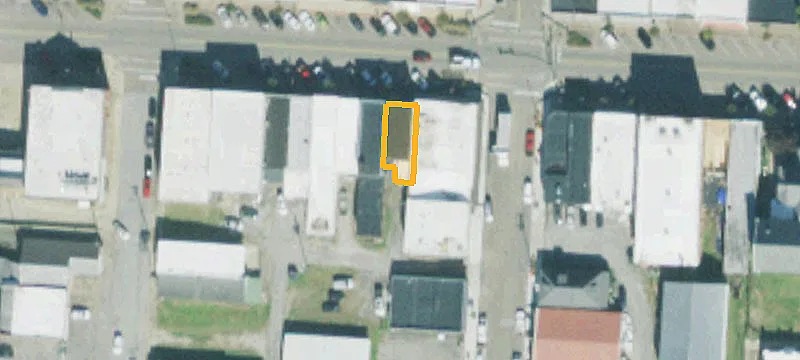 1318 Main St