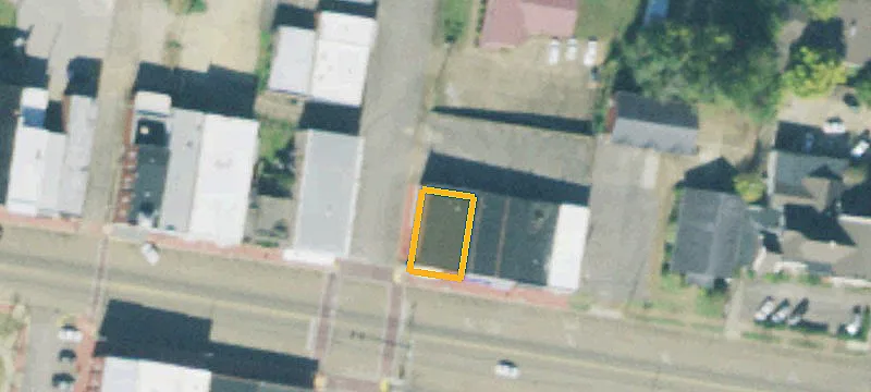 380 Main St