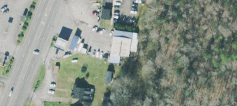 204 Dexter L Woods Memorial Blvd
