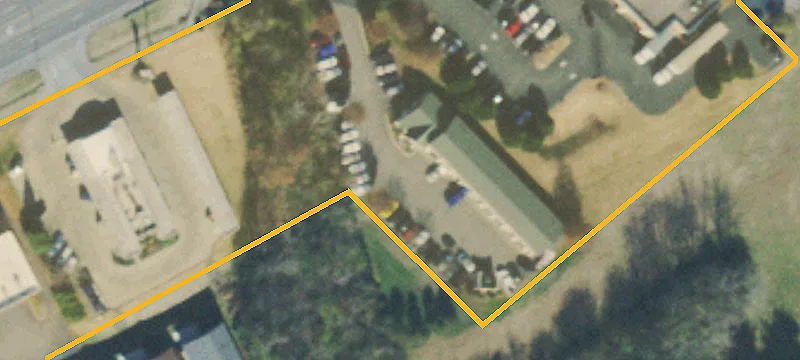 563 Main St
