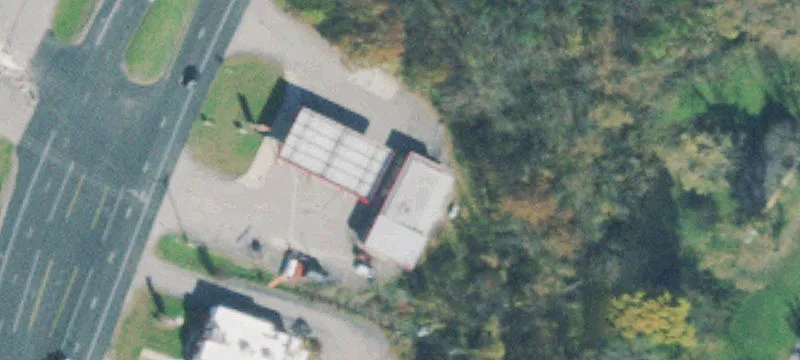 1301 Main St