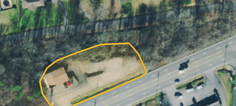 1205 Hwy 70th E