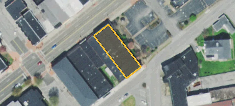 114 Broadway St