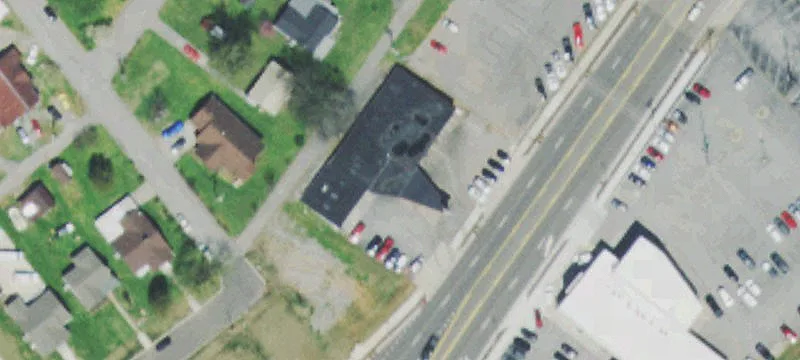 1205 Broadway E St