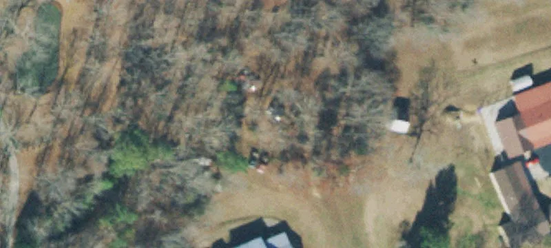 2001 Hwy 100