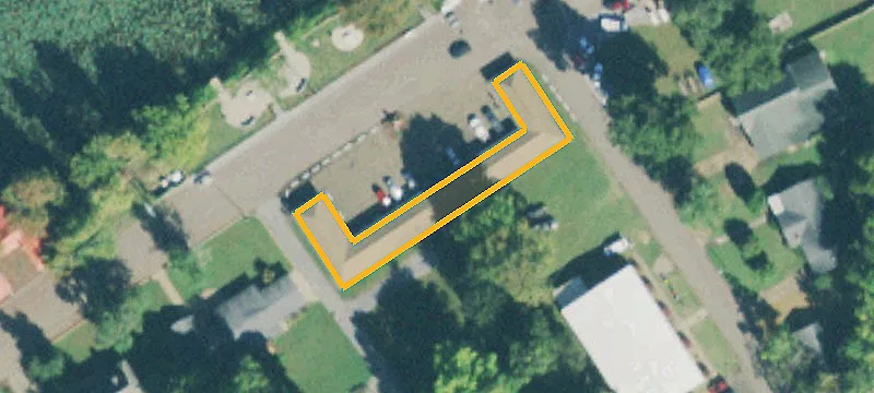 547 Lakeview Dr