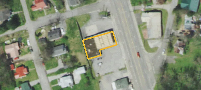 411 Main St