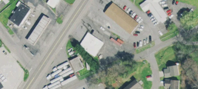 2004 Broadway Ave