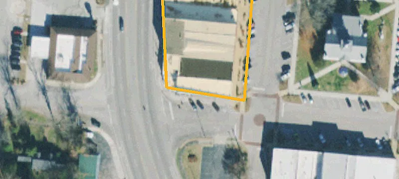 101 Irwin St