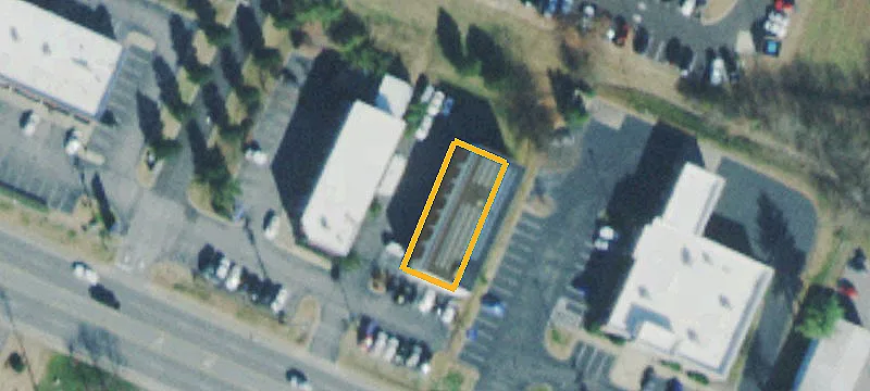1621 Main St