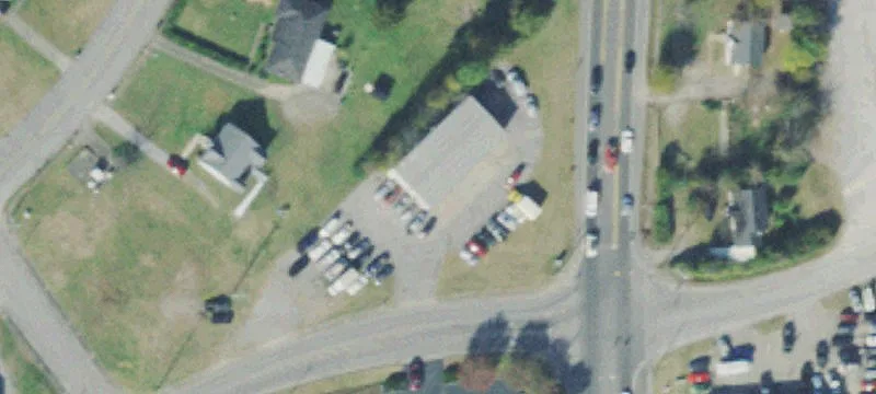 711 10th Blvd