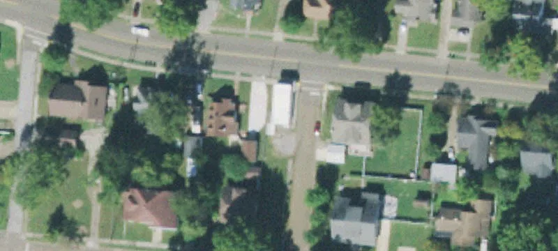 923 Main St