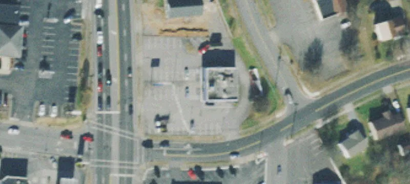 906 Memorial Blvd
