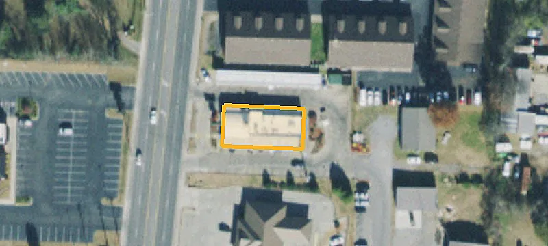1604 Main St