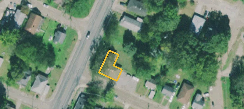 854 Orch Knob Ave