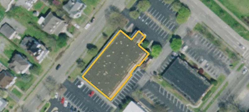 222 Unaka Ave