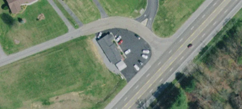 5796 Hwy 11th E