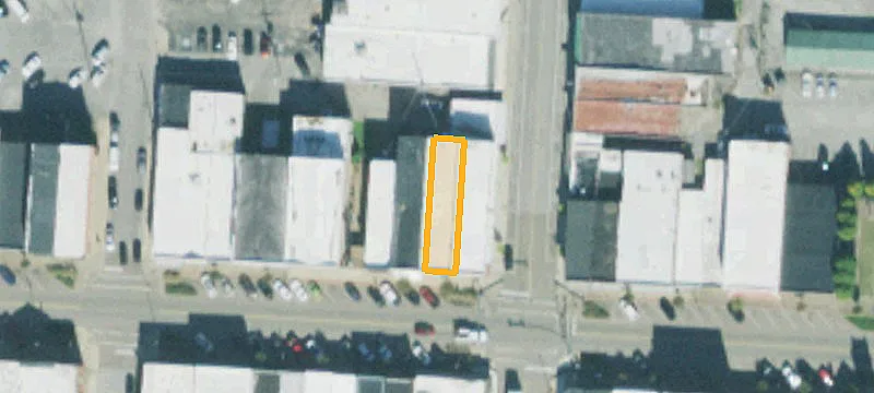1321 Main St
