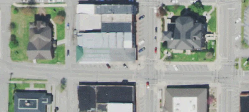 112 College S St