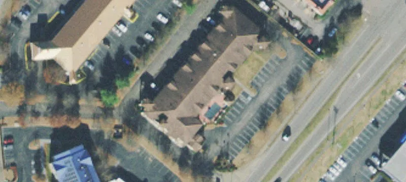 3915 Carothers Pkwy