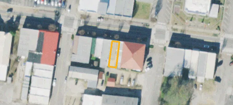 106 Main St