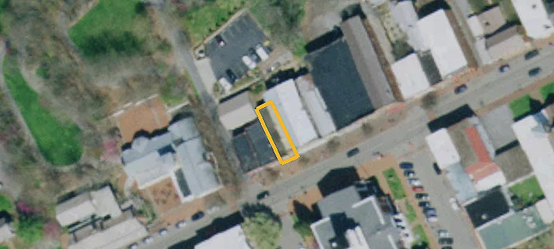 105 Main St