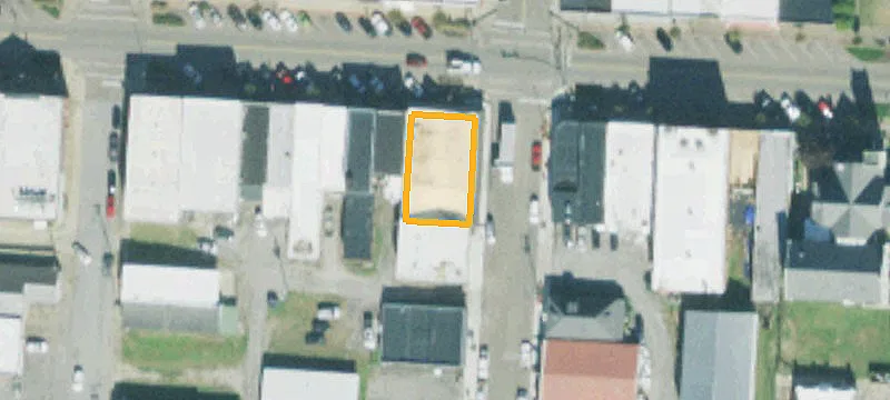 1322 Main St