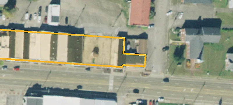 152 Main St